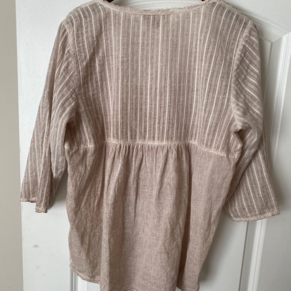 💥BOGO💥 April Cornell sheer prairie top - Picture 4 of 8